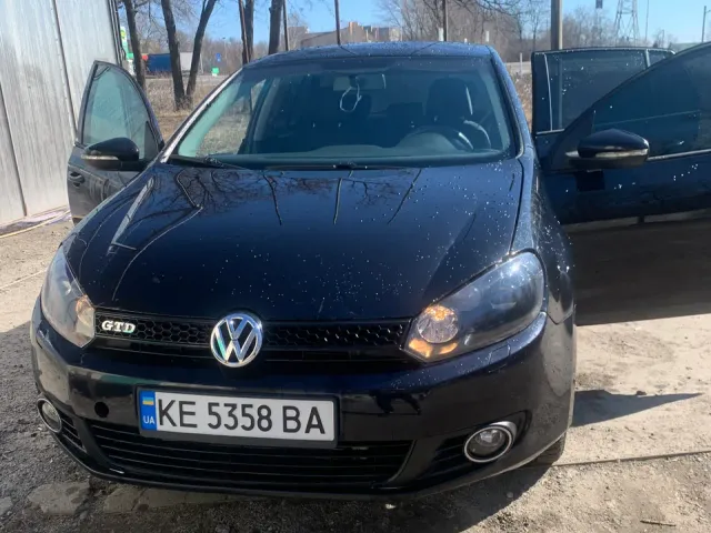 Volkswagen Golf - фото 2