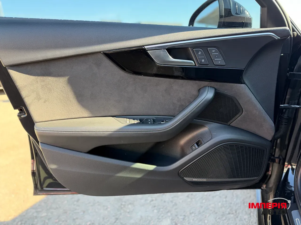 Audi S4 - фото 6