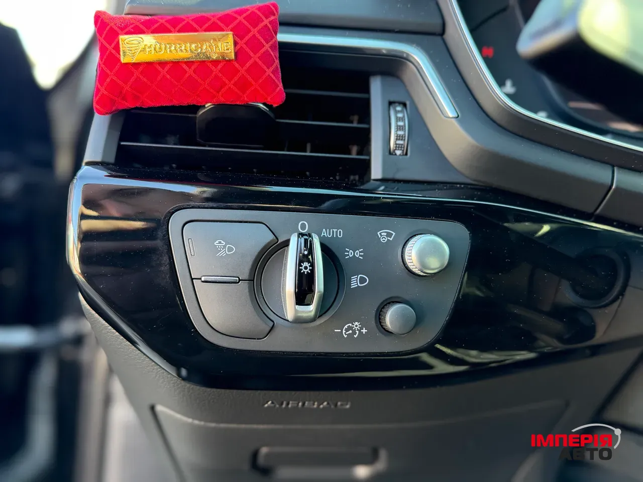 Audi S4 - фото 7