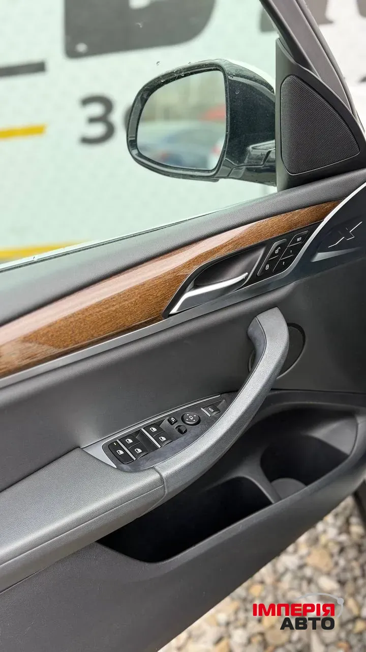 BMW X3 - фото 12
