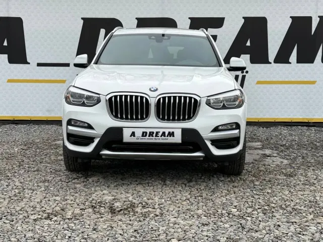 BMW X3 - фото 1