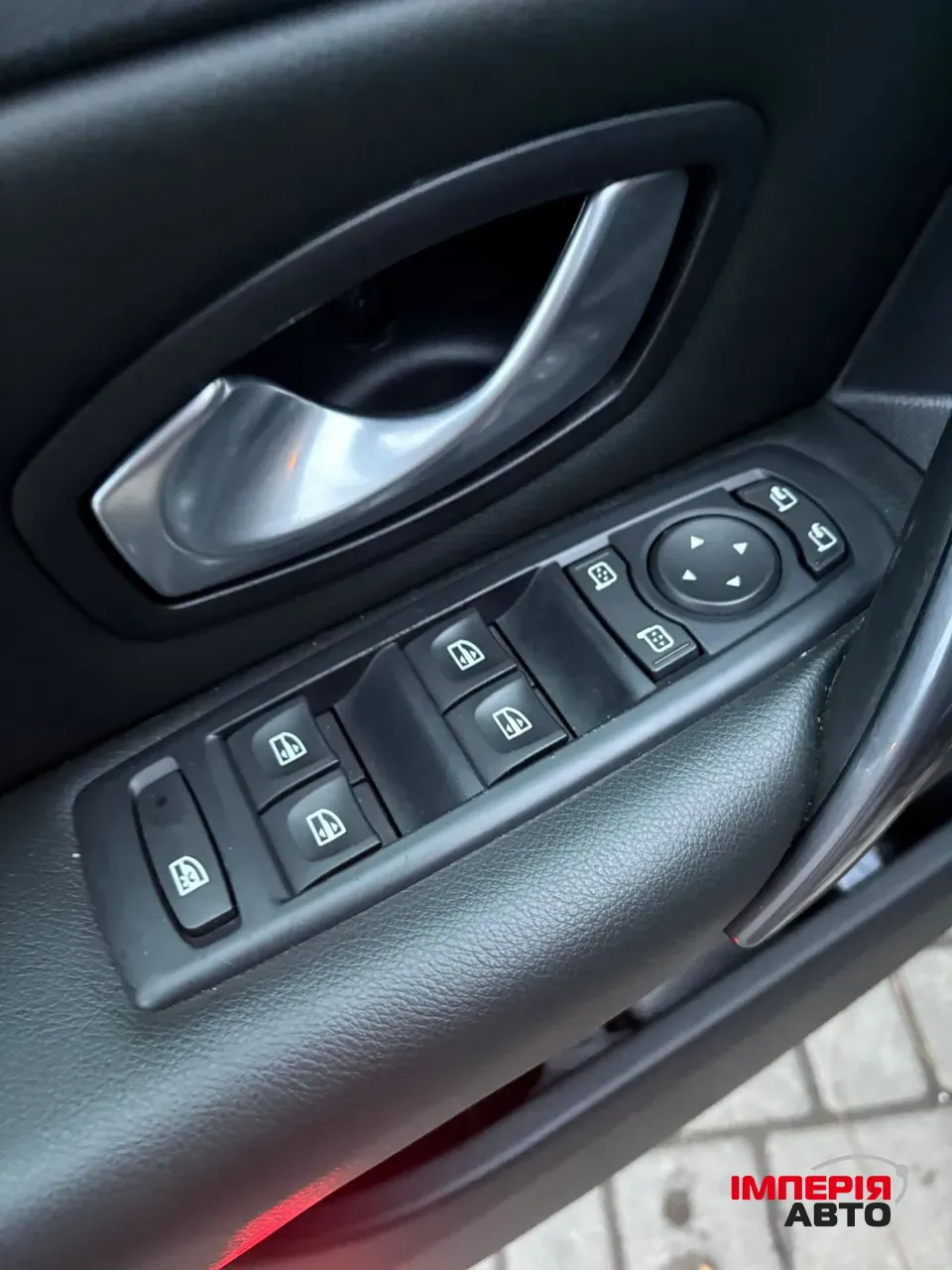 Renault Laguna - фото 8