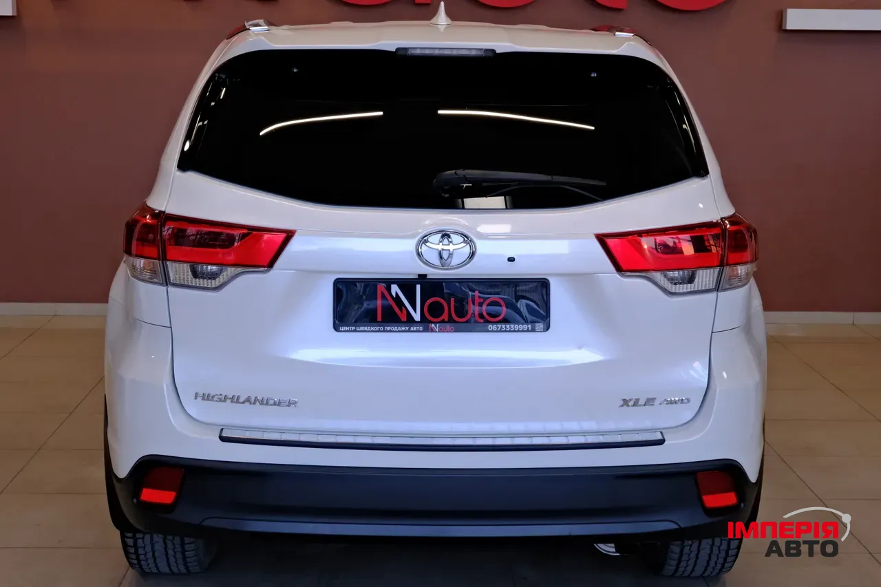 Toyota Highlander - фото 6
