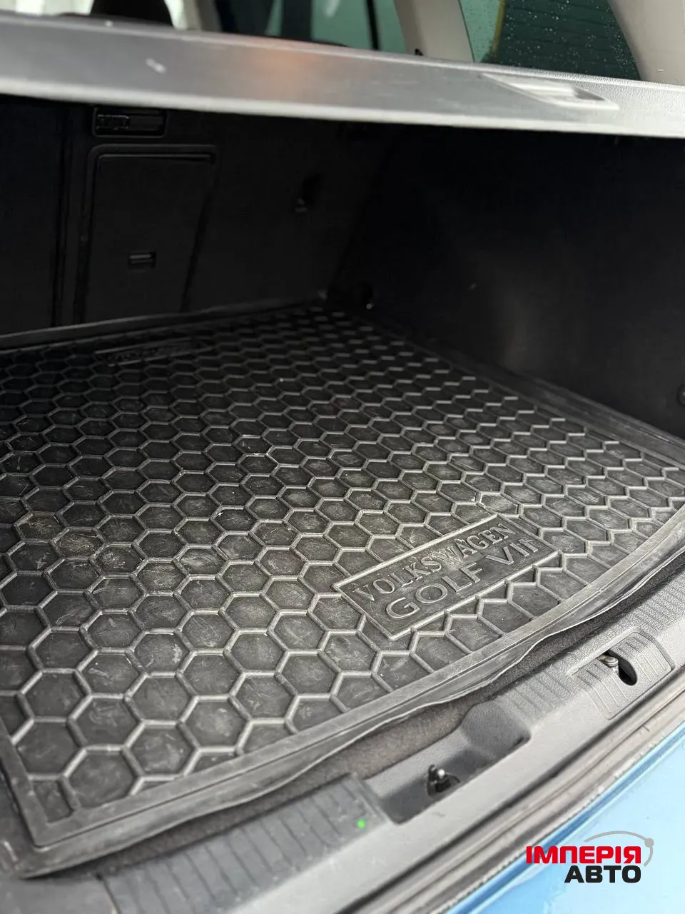 Volkswagen Golf - фото 10