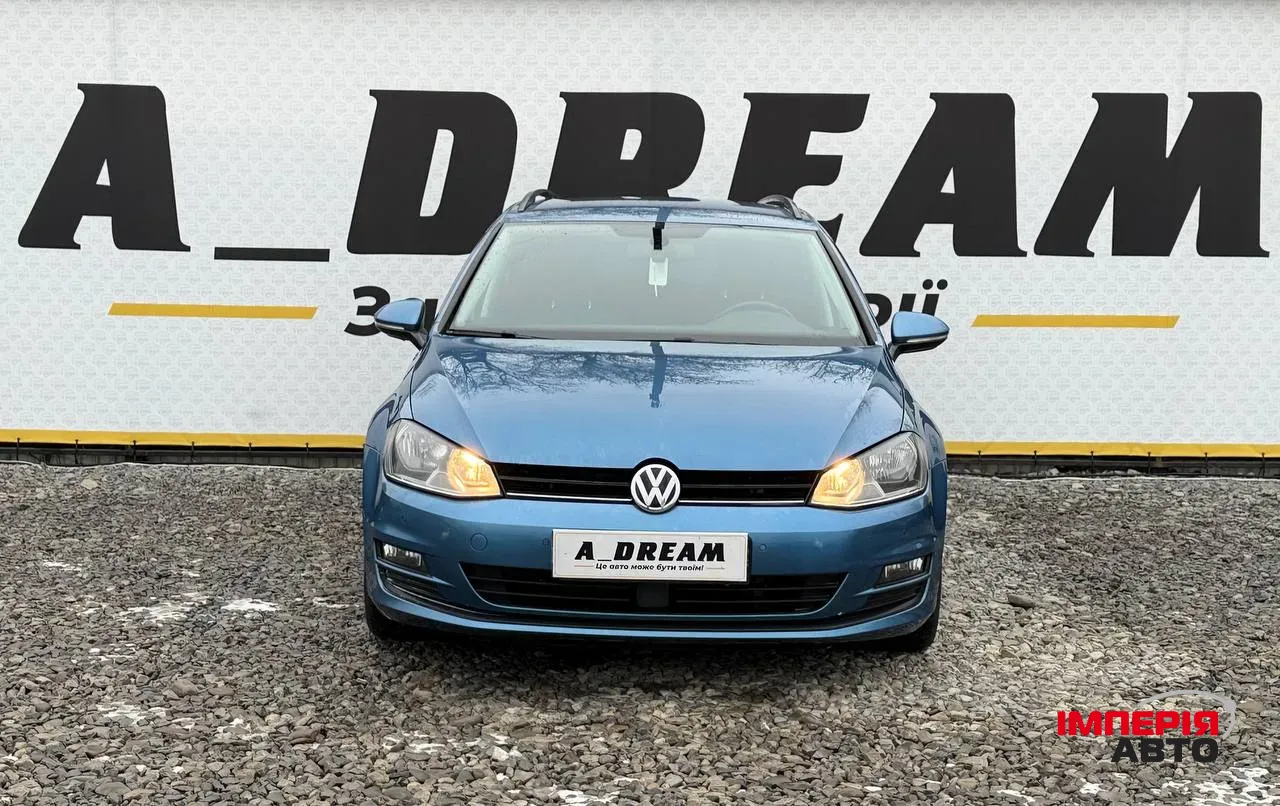 Volkswagen Golf - фото 1