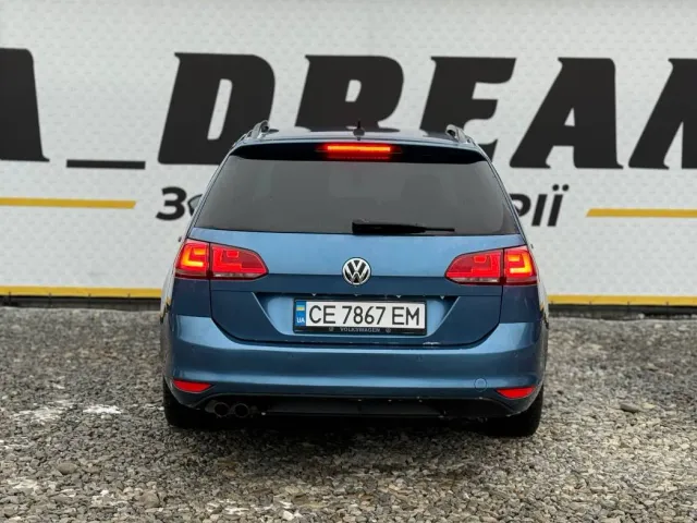 Volkswagen Golf - фото 5