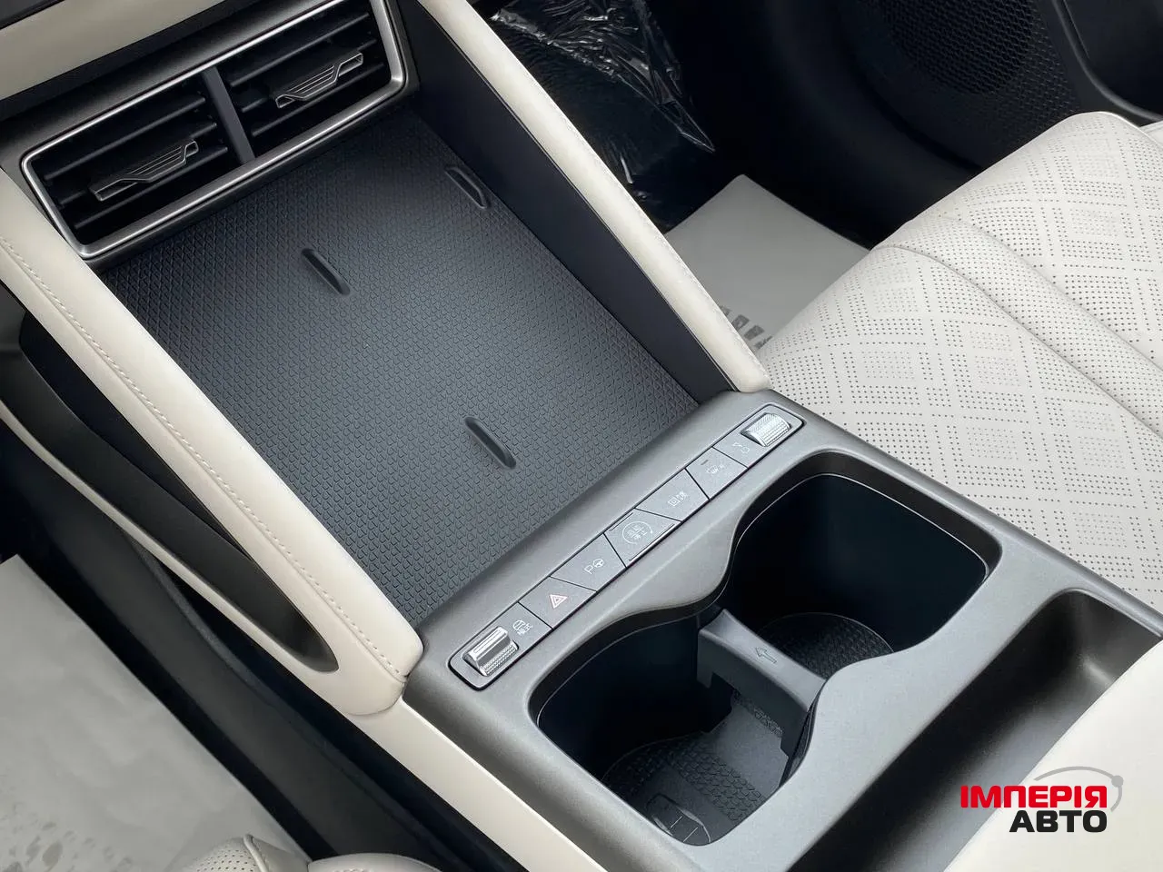 BYD Yuan UP - фото 23