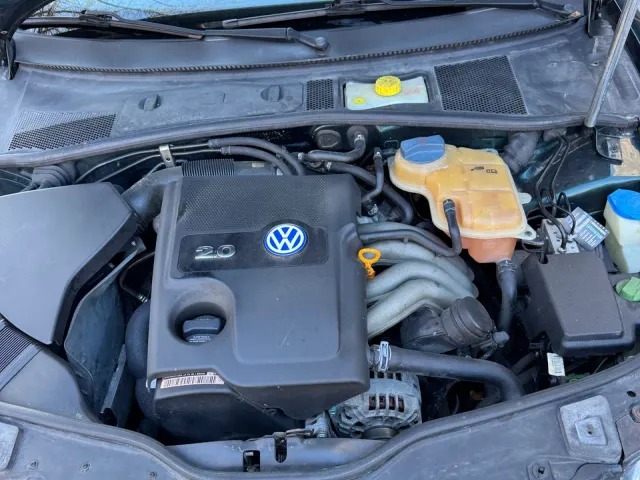 Volkswagen Passat - фото 4