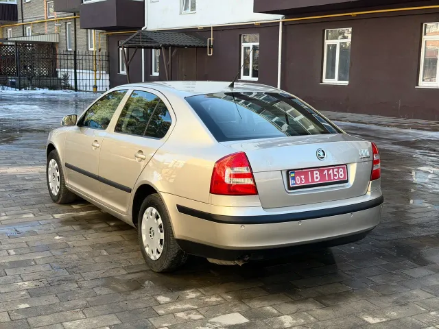 Skoda Octavia - фото 4