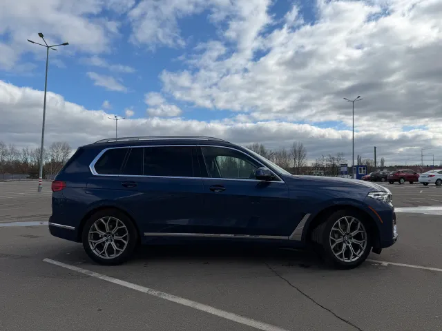 BMW X7 - фото 4