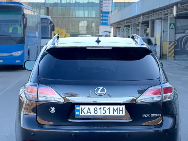 Lexus RX - фото 5