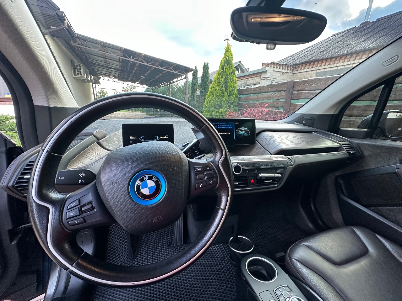 BMW i3 - фото 10