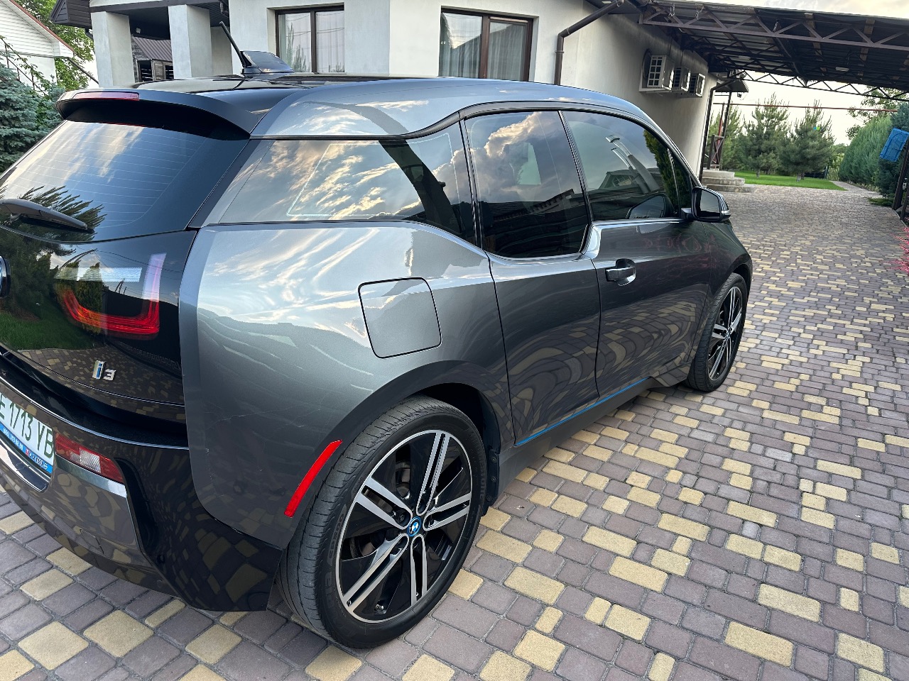 BMW i3 - фото 9