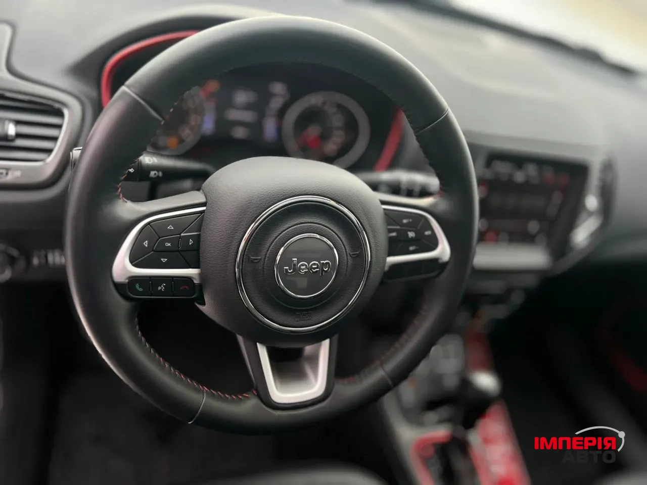 Jeep Compass - фото 6