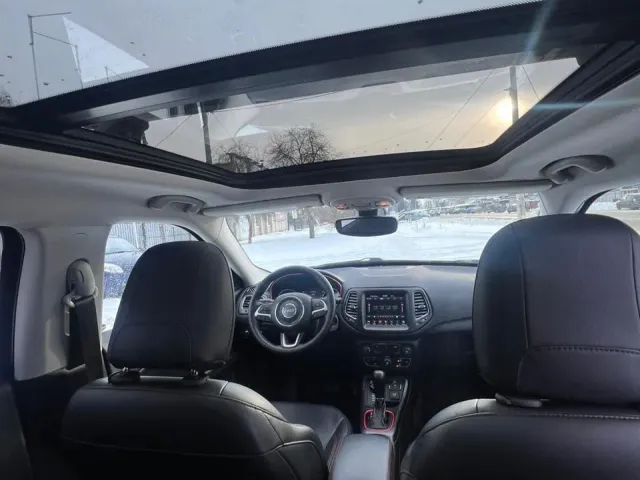 Jeep Compass - фото 5