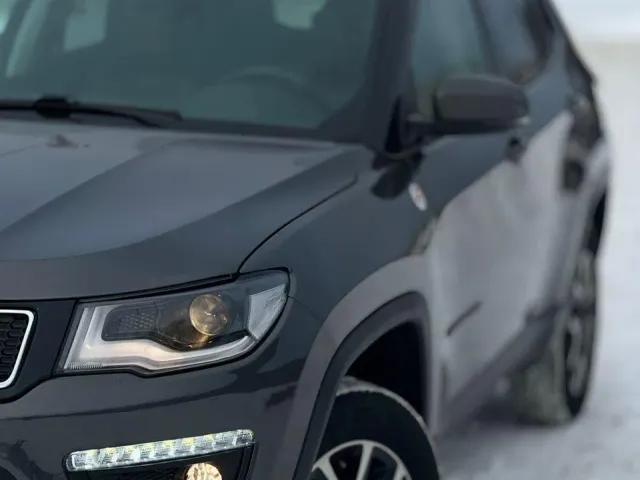 Jeep Compass - фото 3