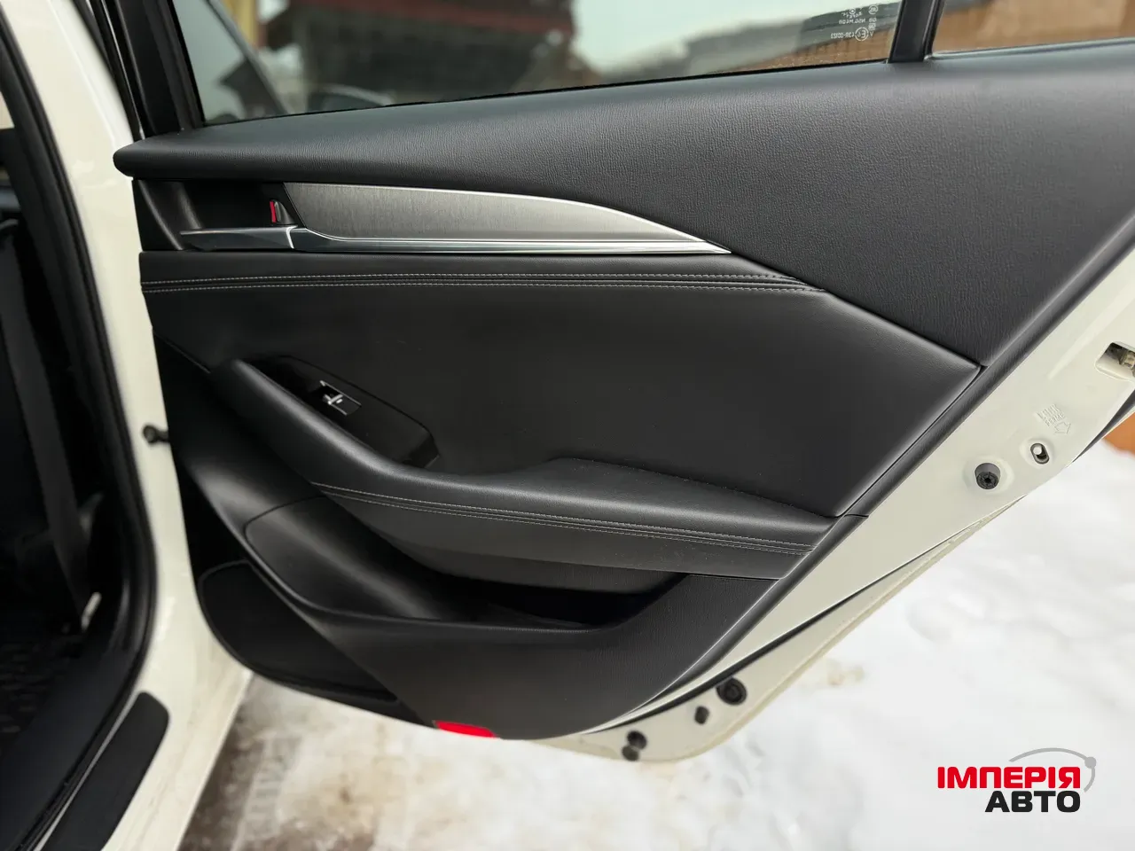 Mazda 6 - фото 32