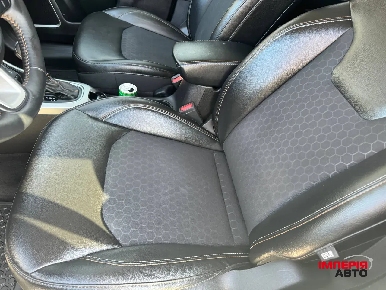 Jeep Compass - фото 12