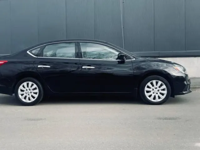 Nissan Sentra - фото 2