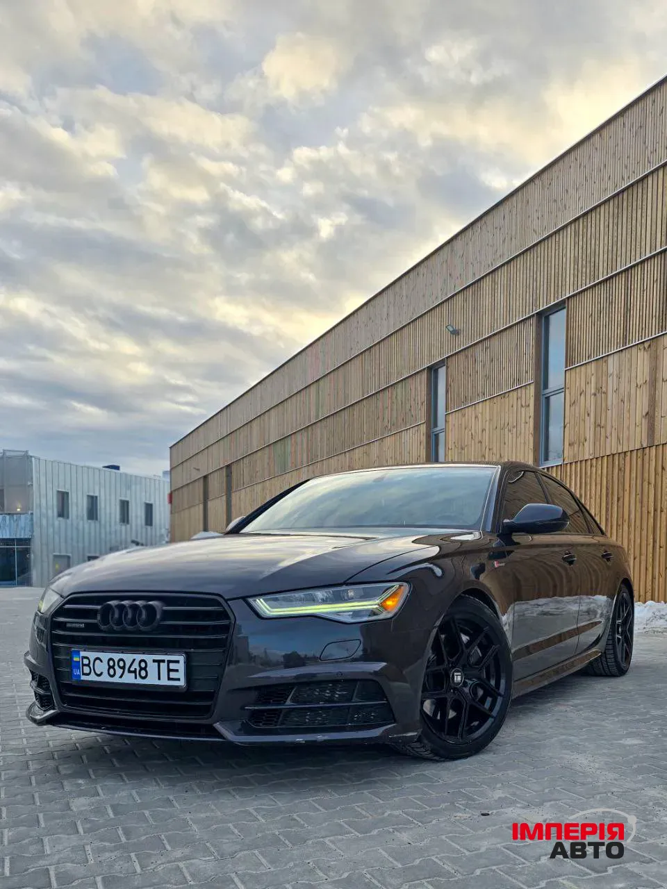 Audi A6 - фото 1