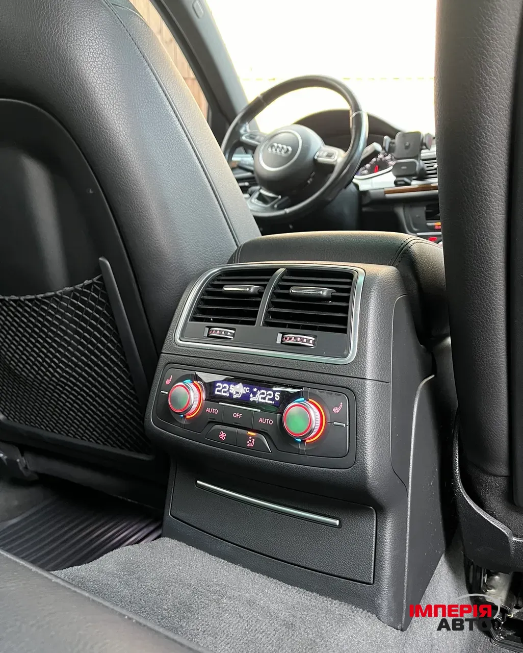 Audi A6 - фото 7