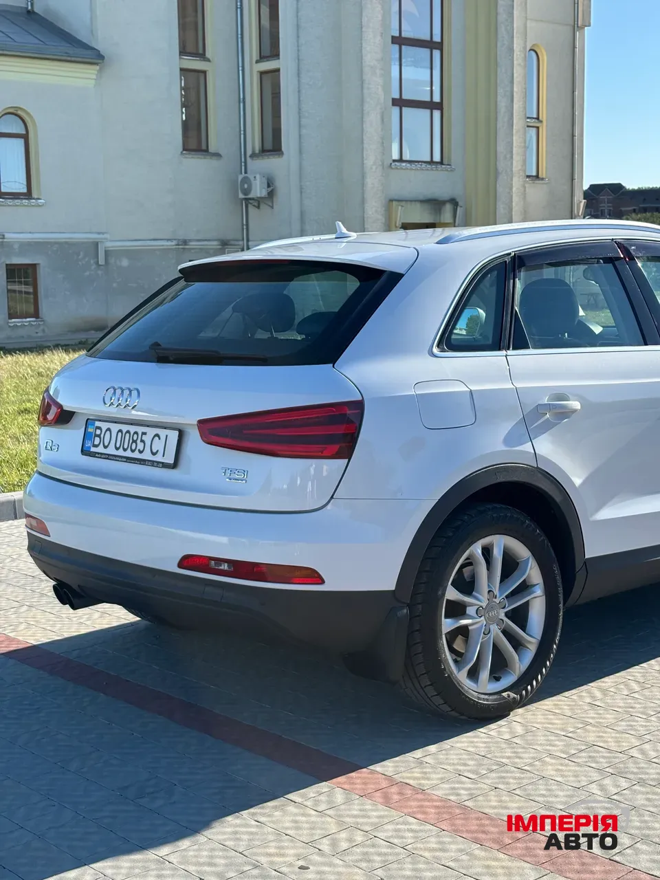 Audi Q3 - фото 6