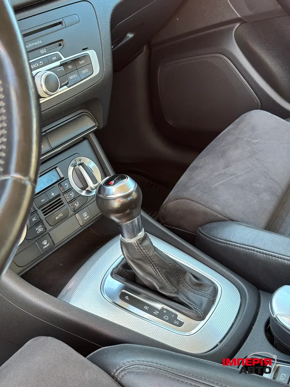 Audi Q3 - фото 18