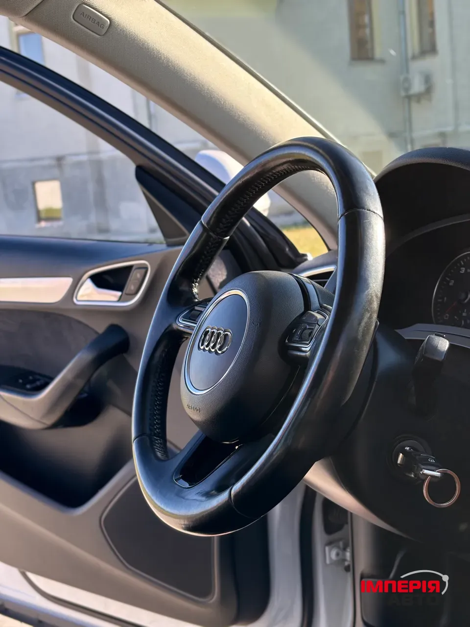 Audi Q3 - фото 32