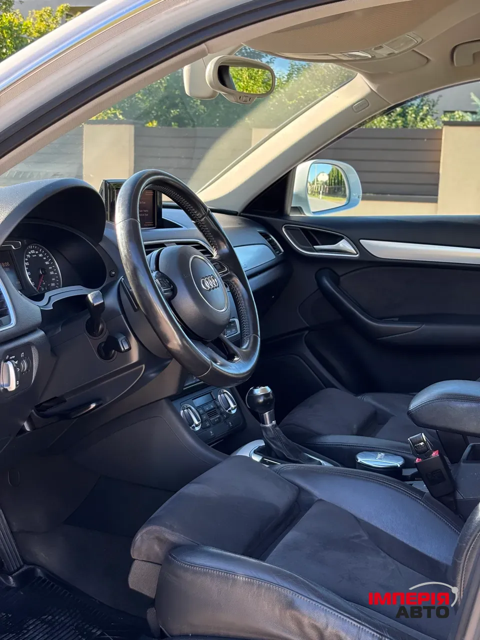 Audi Q3 - фото 17