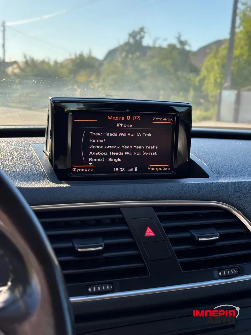 Audi Q3 - фото 23