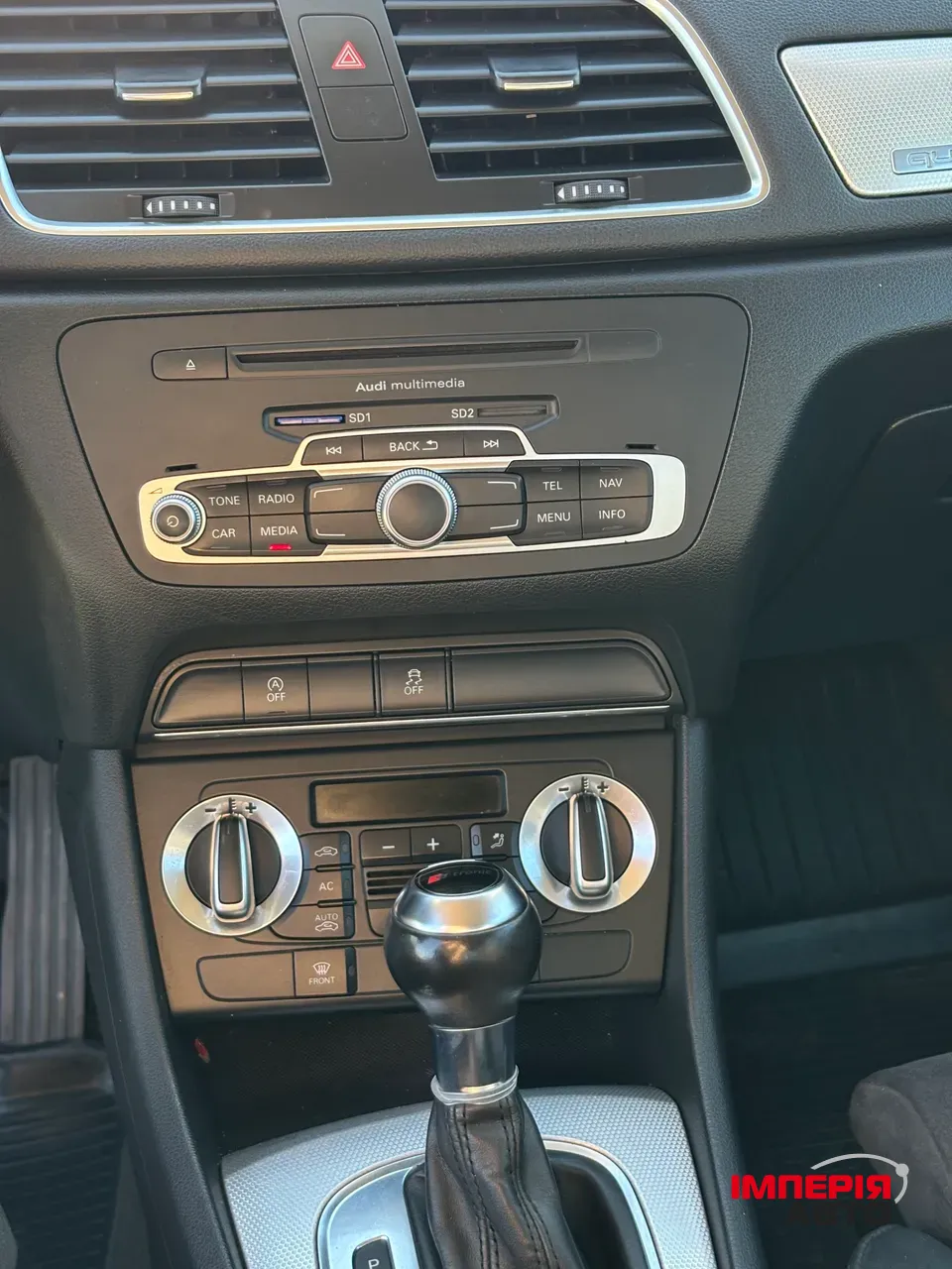 Audi Q3 - фото 22