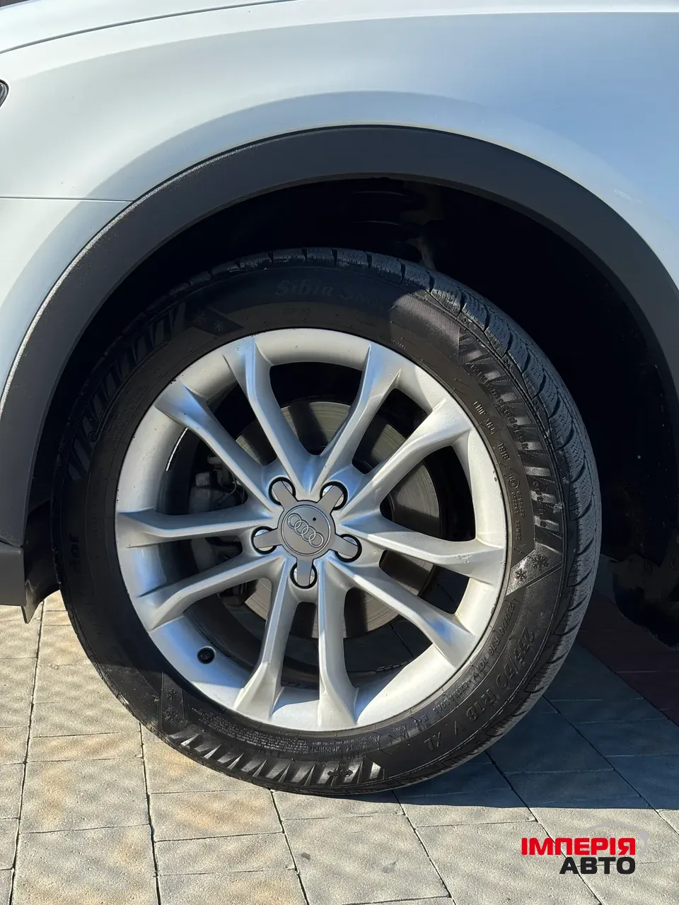 Audi Q3 - фото 4