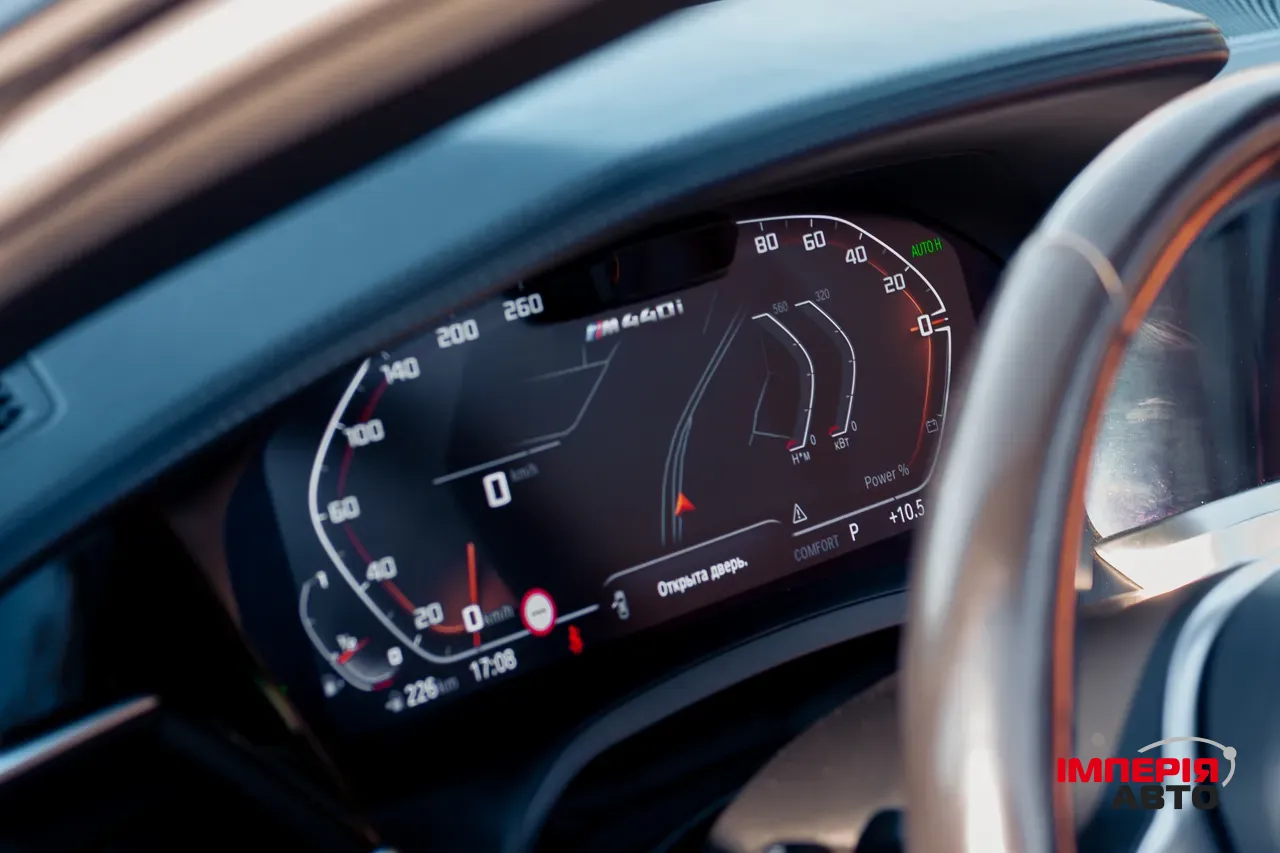 BMW M440i - фото 18