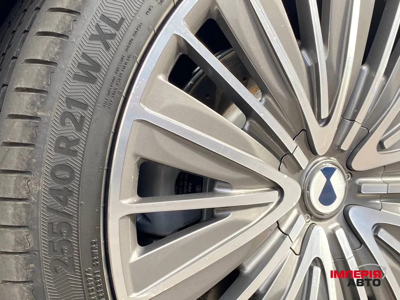 Denza Z9 - фото 11