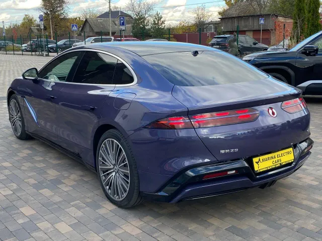 Denza Z9 - фото 4