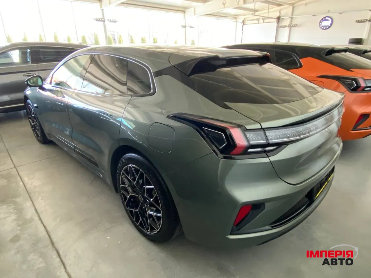 Zeekr 001 - фото 4