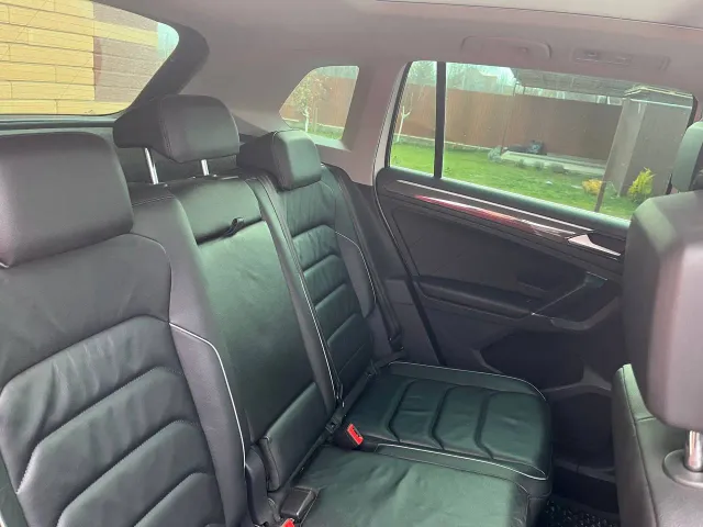 Volkswagen Tiguan - фото 4
