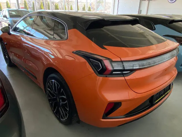 Zeekr 001 - фото 4