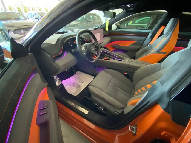 Zeekr 001 - фото 5