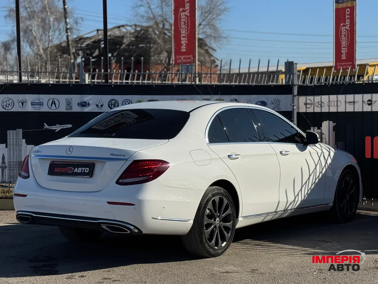 Mercedes-Benz E-Класс - фото 5