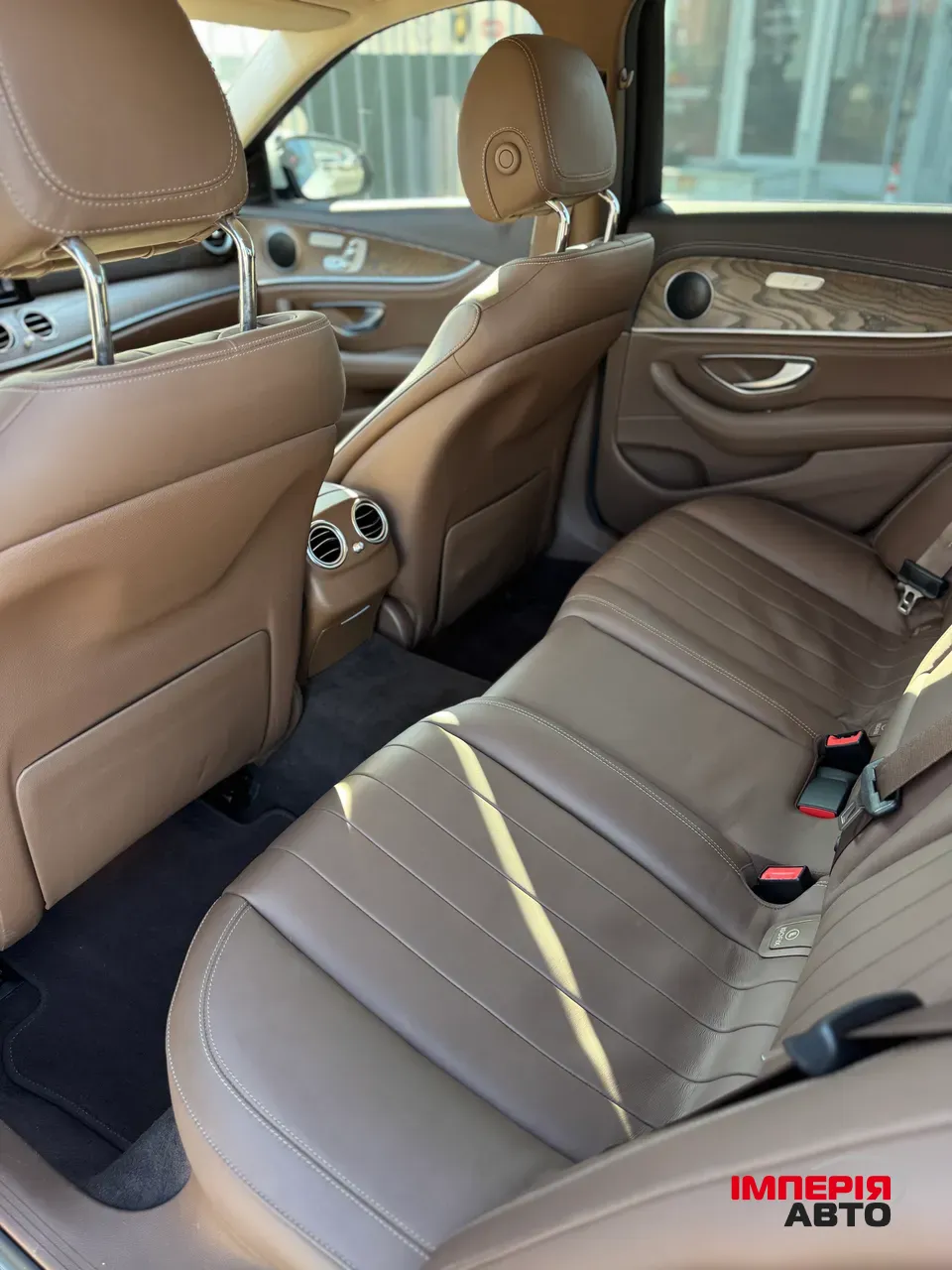 Mercedes-Benz E-Класс - фото 10