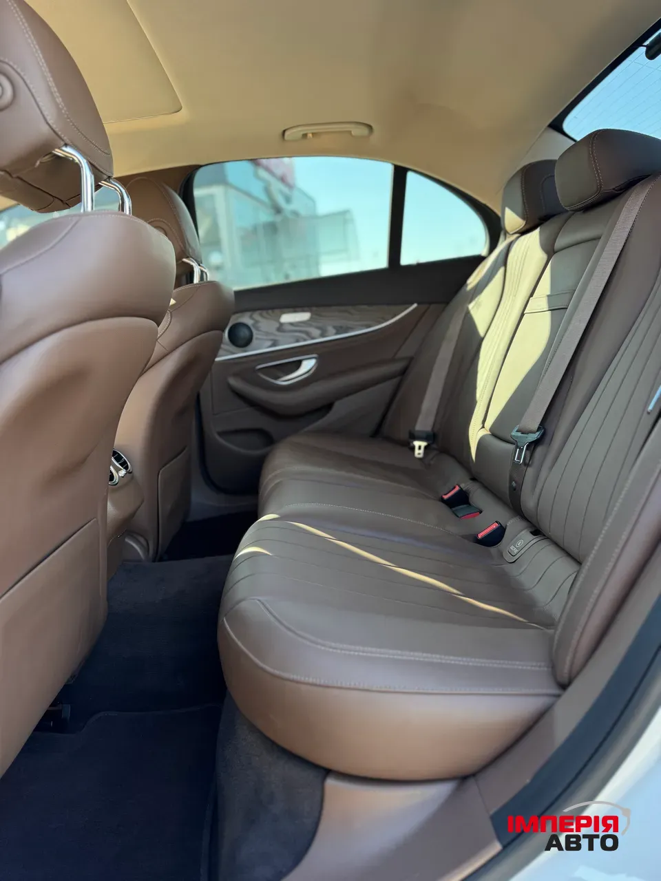 Mercedes-Benz E-Класс - фото 9