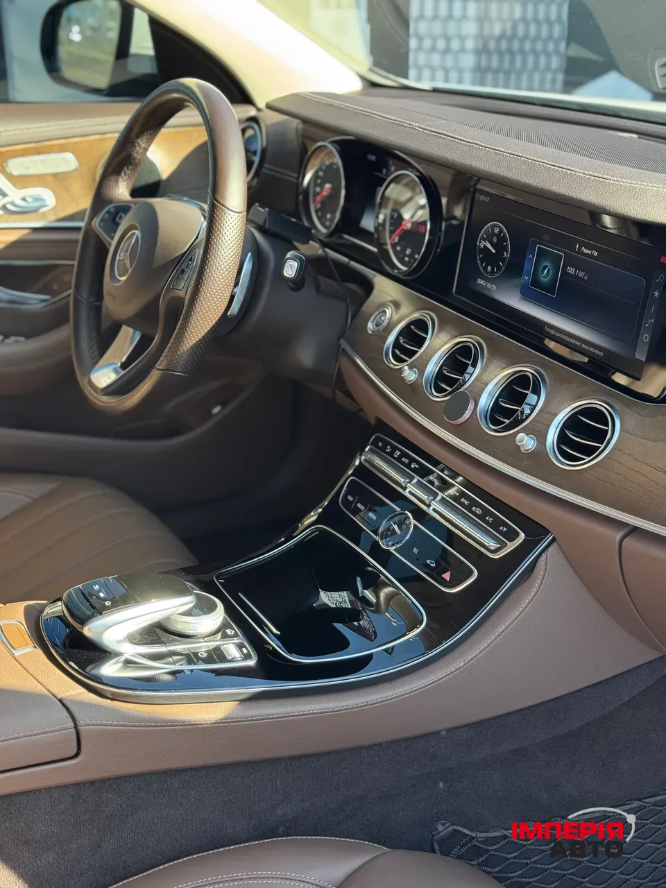 Mercedes-Benz E-Класс - фото 19