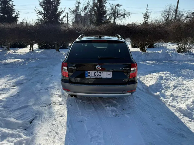Skoda Superb - фото 4