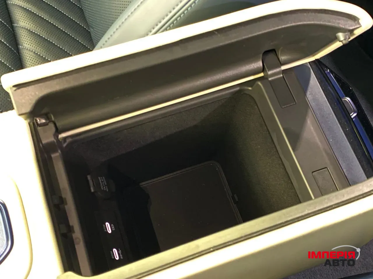 Zeekr 001 - фото 31