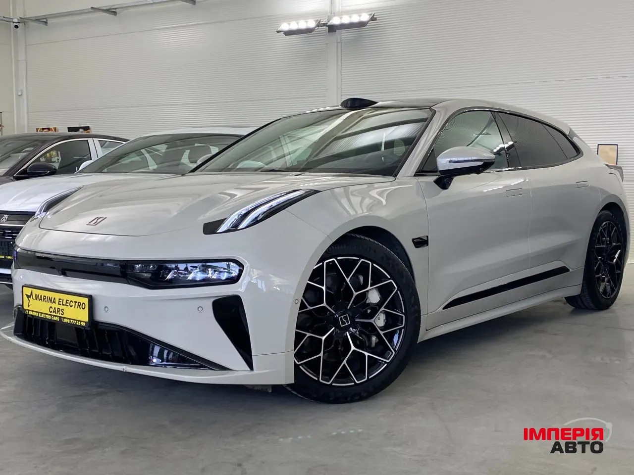 Zeekr 001 - фото 2