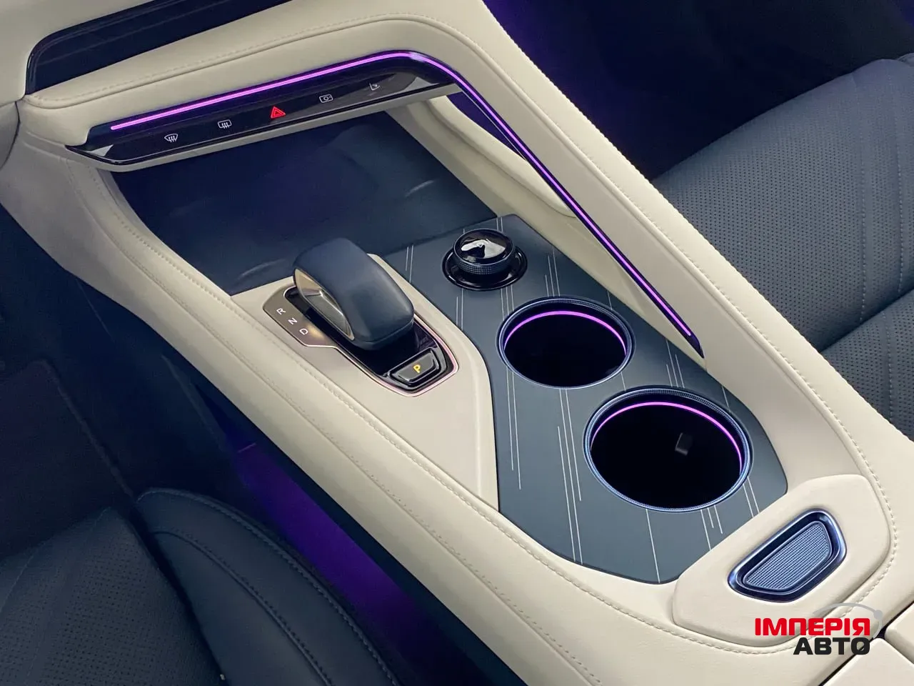 Zeekr 001 - фото 24