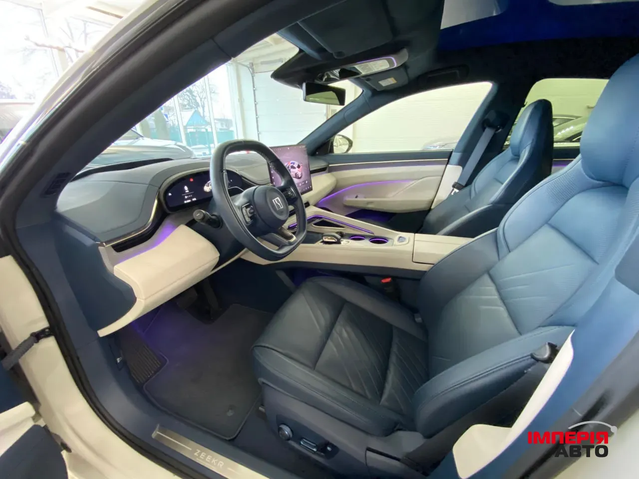 Zeekr 001 - фото 16