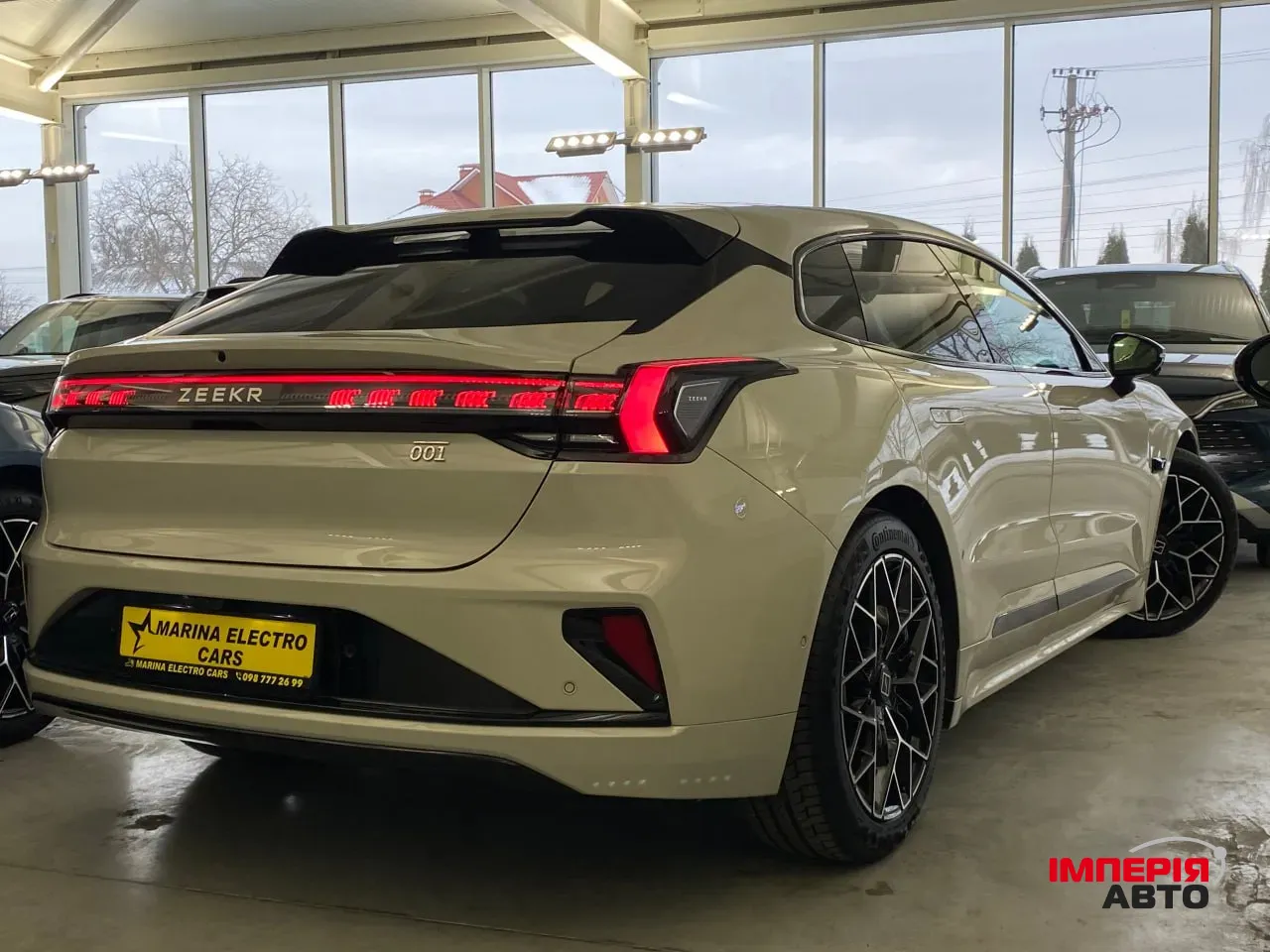 Zeekr 001 - фото 3