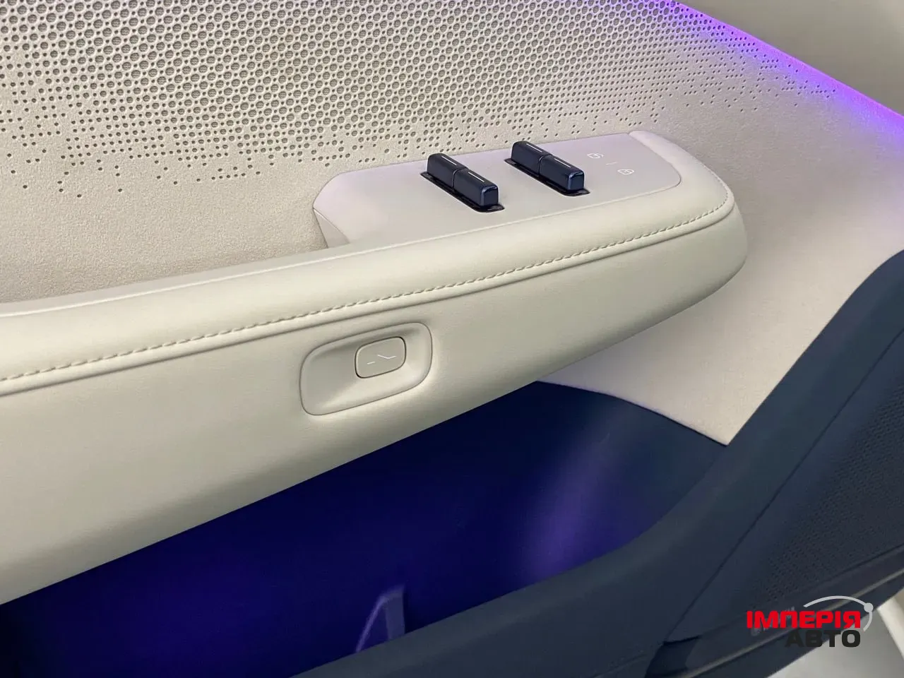 Zeekr 001 - фото 15